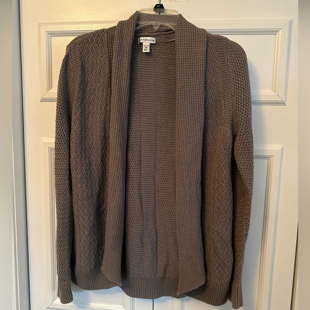 Croft & Barrow gray knit cardigan